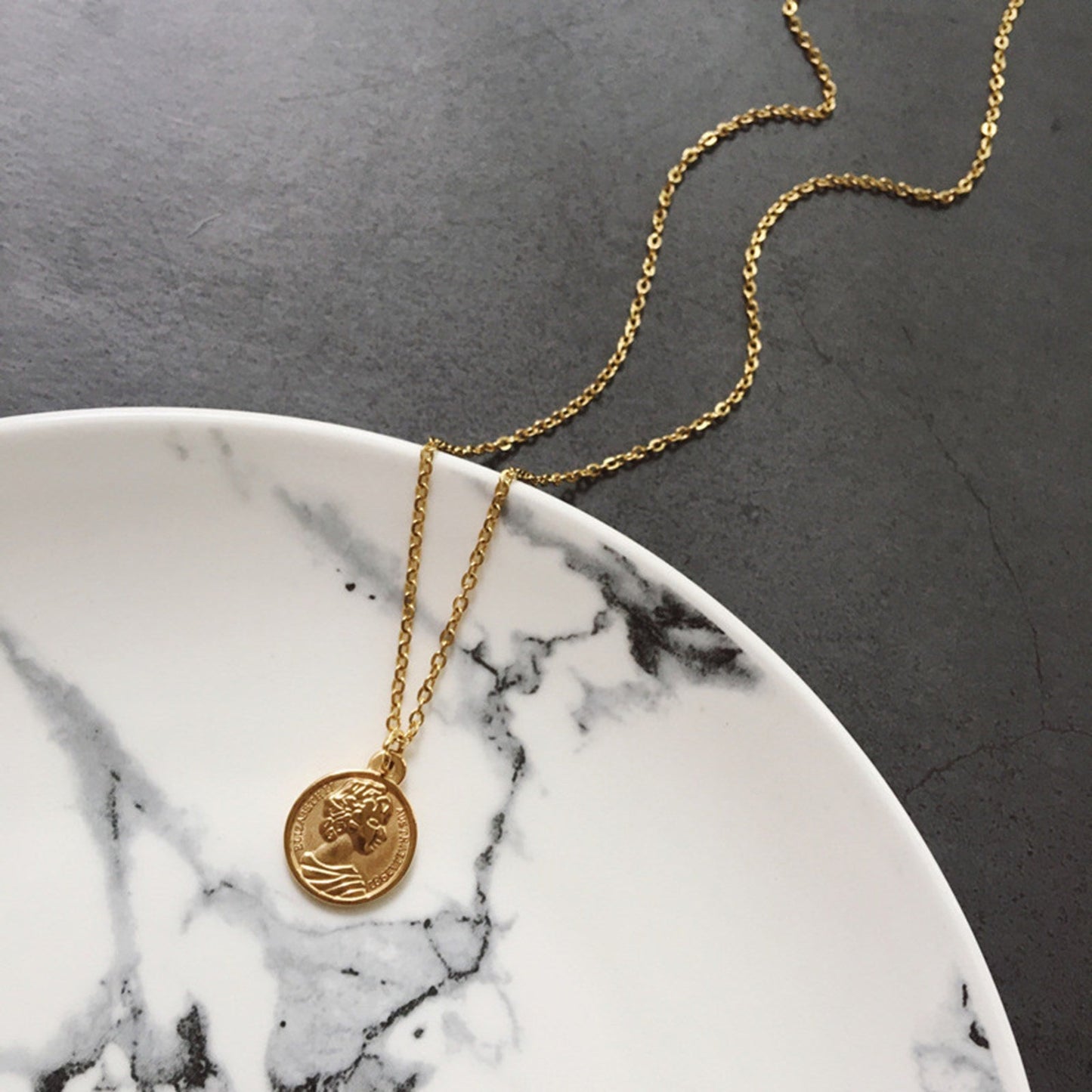 Queen Elizabeth II Gold Coin Money Necklace - Pantsnsox