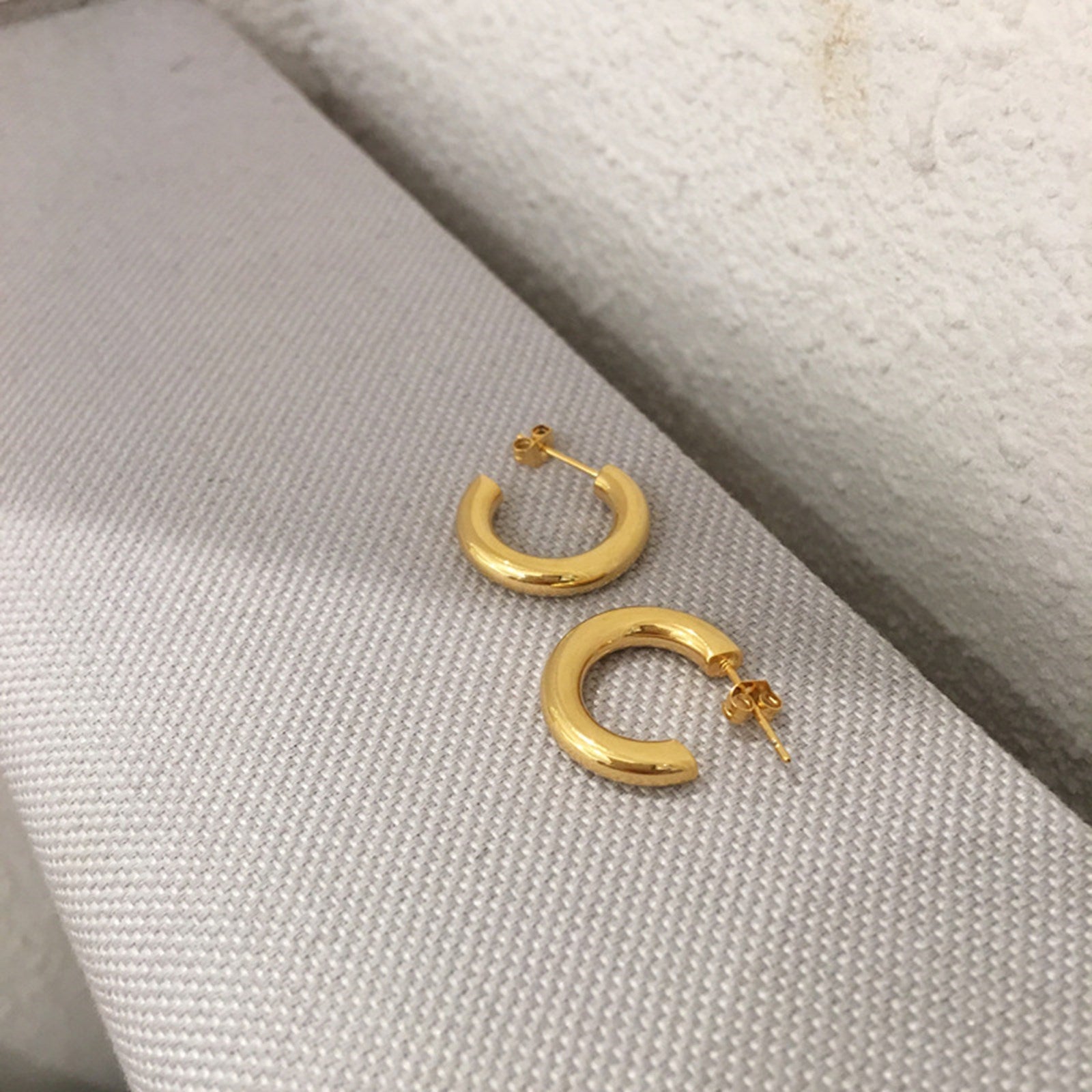 Hoop Earrings - Pantsnsox