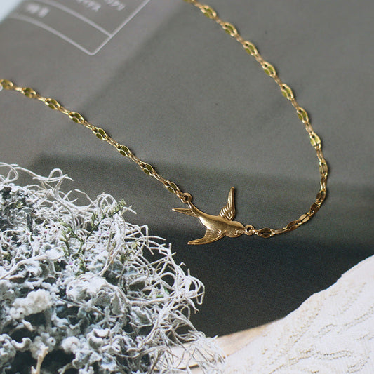 Swallow Flight  Necklace - Pantsnsox