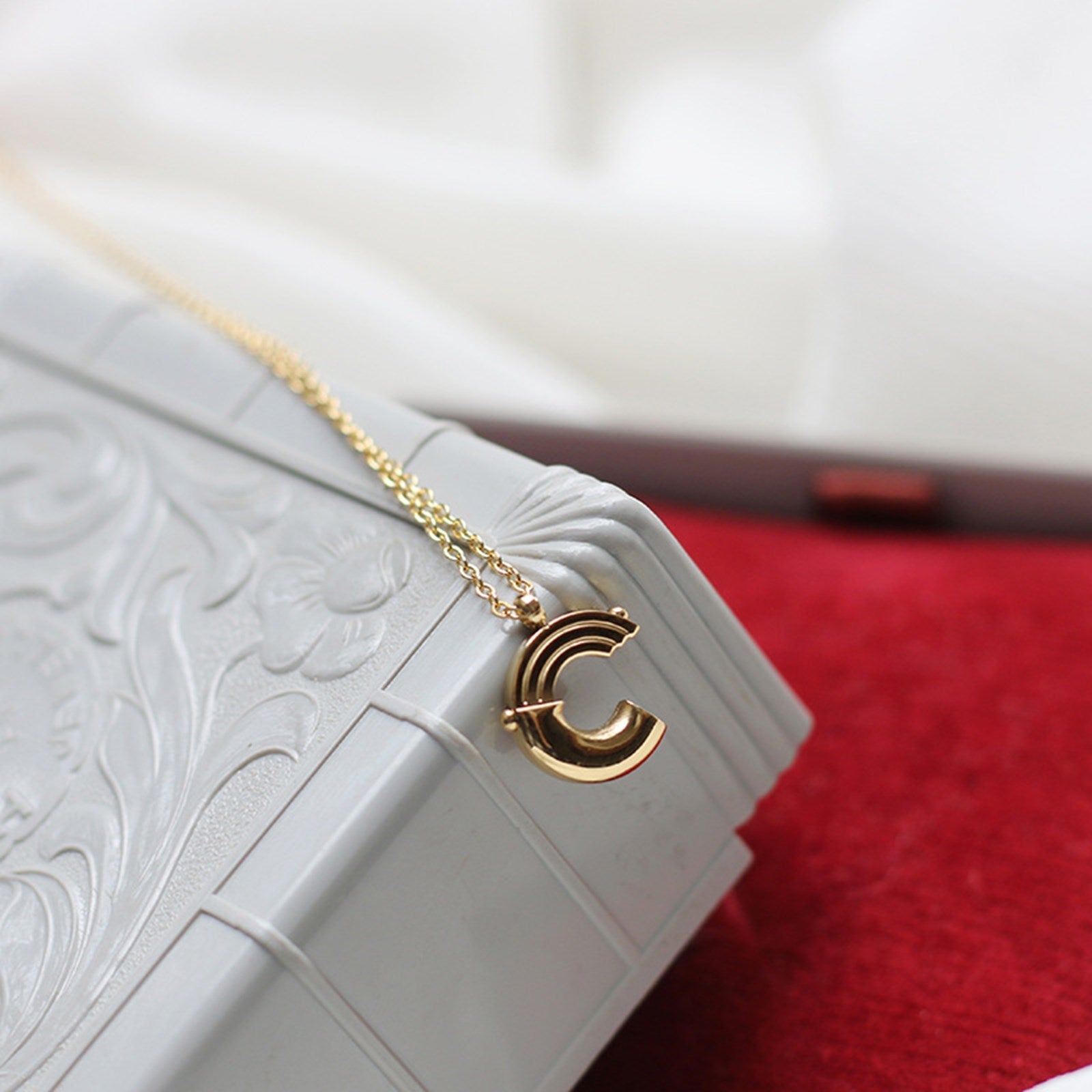 Letter C Special Design Necklace - Pantsnsox