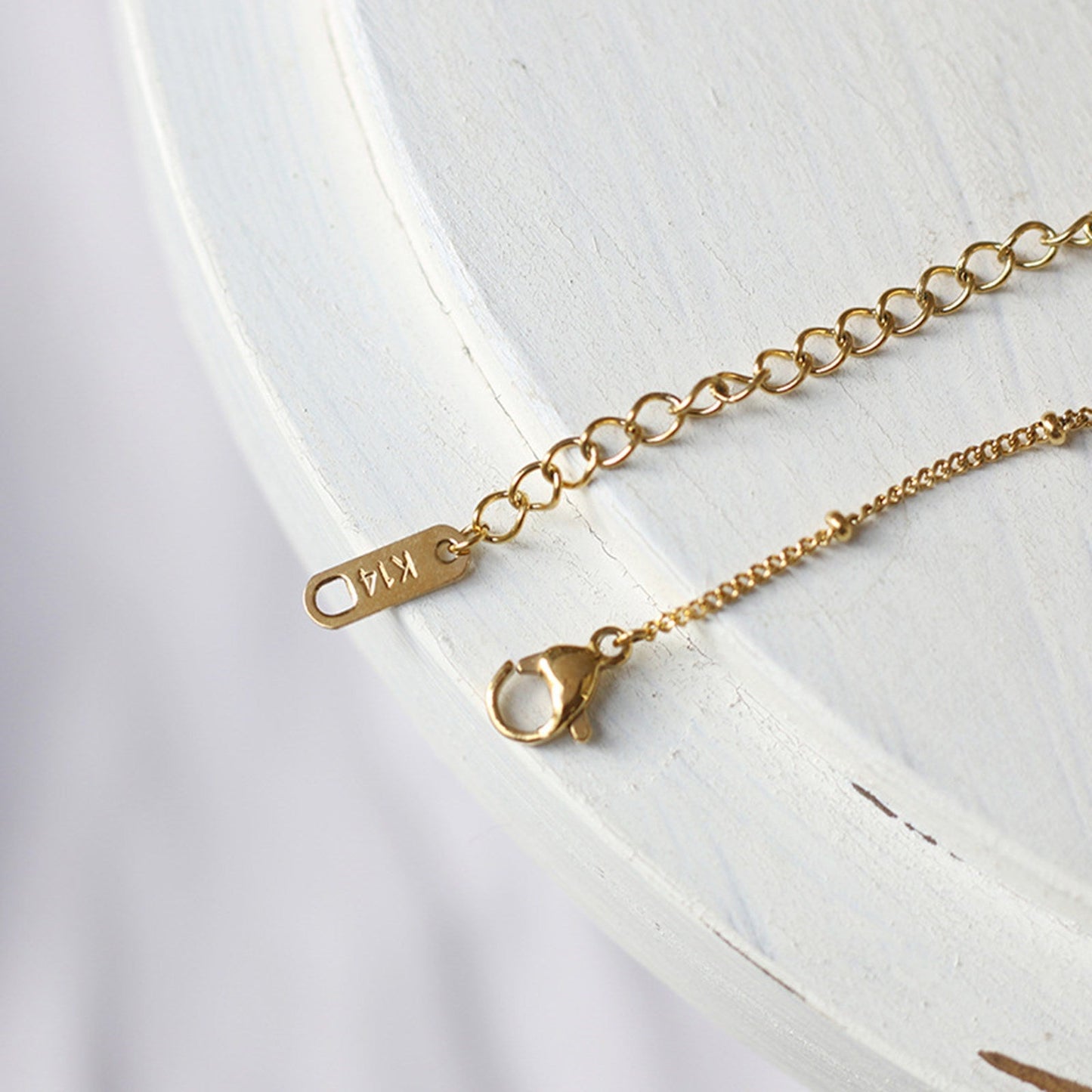 Seashell Pendant Necklace