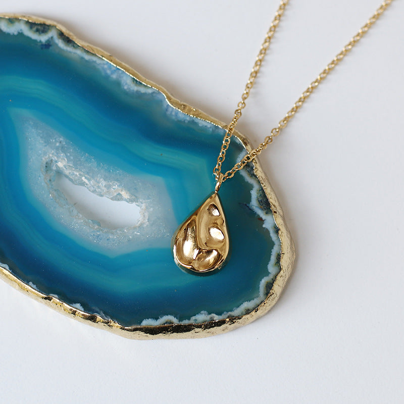Aeolian Rock Teardrop Necklace - Pantsnsox