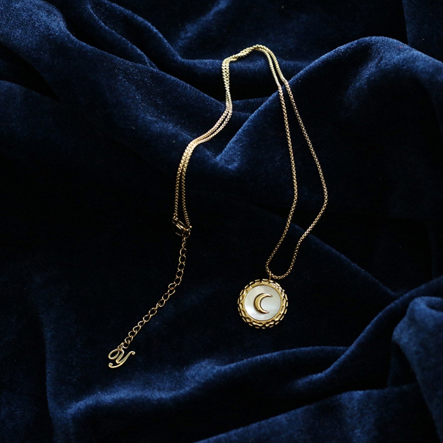 Mother of Pearl Moon Charm - Pantsnsox