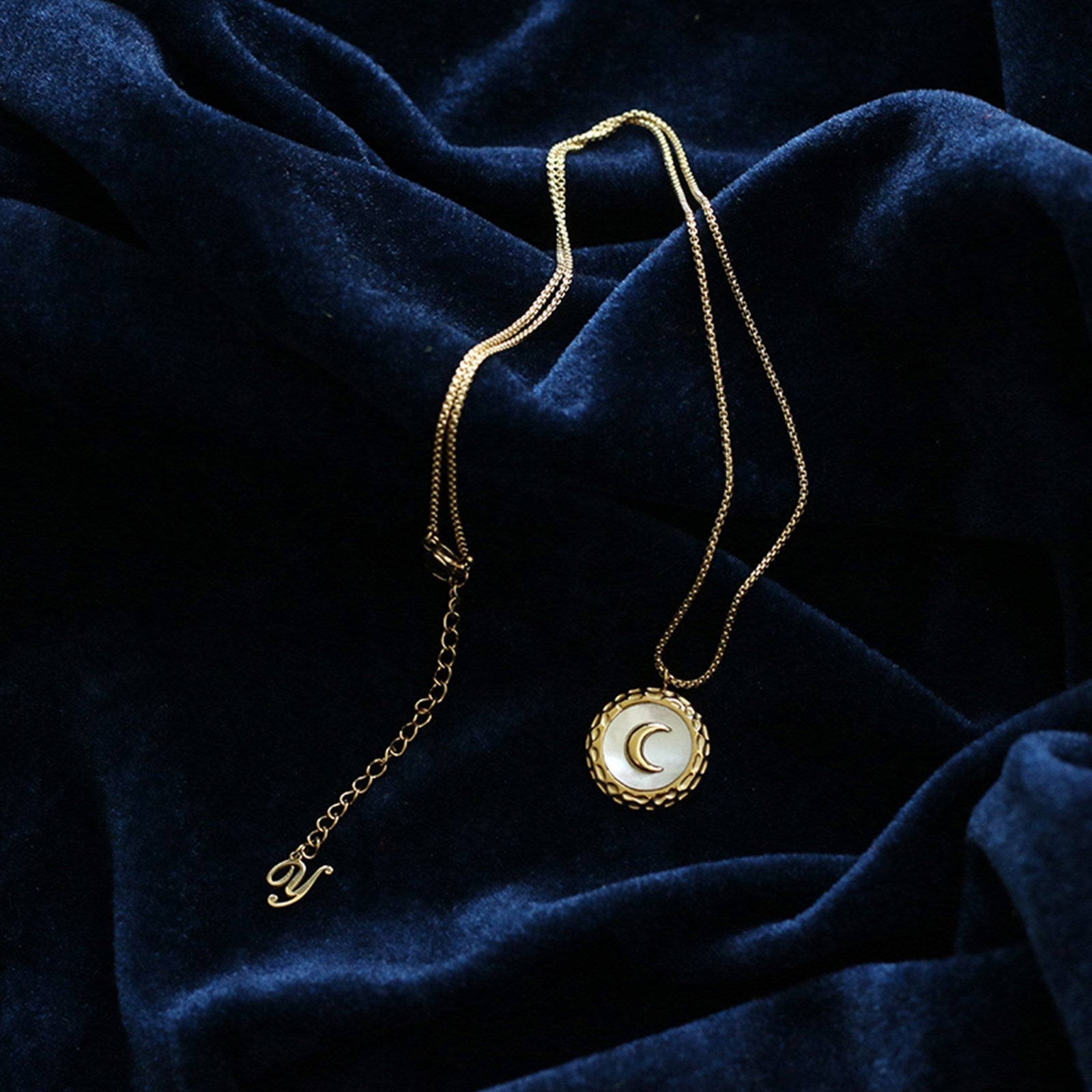 Mother of Pearl Moon Charm - Pantsnsox